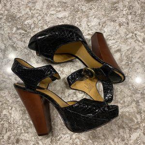 Frye Emily Black 7 Leather Peep Toe Heels
